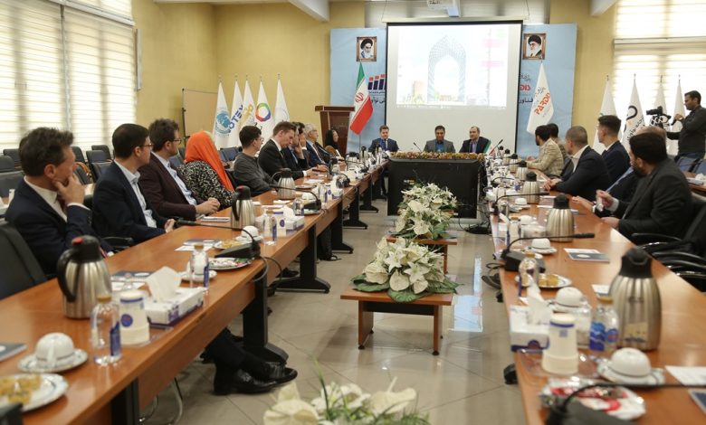 تطوير التعاون الدولي على أساس حديقة برديس التكنولوجية 1 17446174813808I7A2146