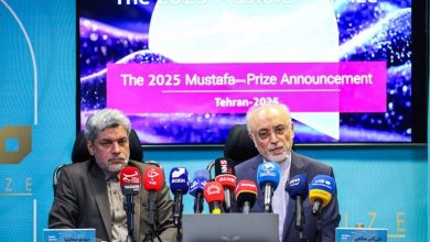 إعلان أسماء ثلاثة فائزين بجائزة المصطفى لعام ٢٠٢٥ 6 IMG 7506 780x470 1