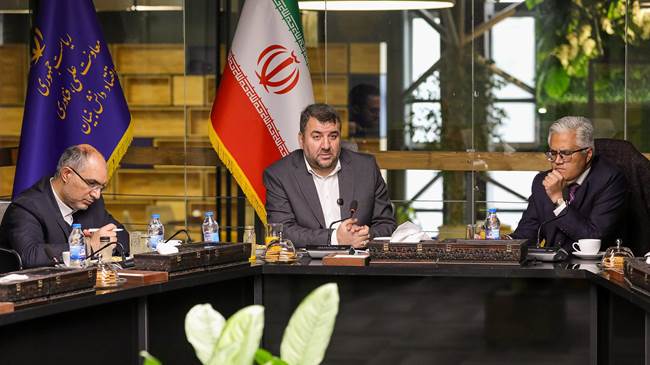 إندونيسيا تؤكد على توسيع التعاون العلمي والتكنولوجي مع إيران 1 3P7A8835 1 crop