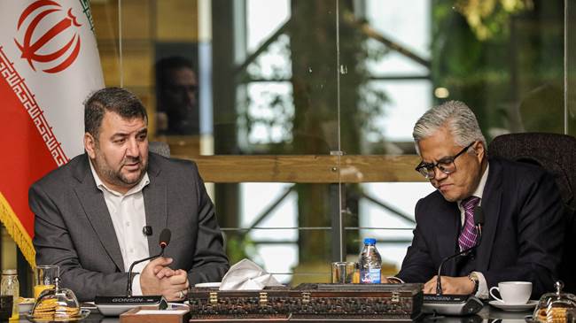 إيران تعلن استعدادها لتطوير التعاون التكنولوجي مع إندونيسيا 1 3P7A8837 1 crop