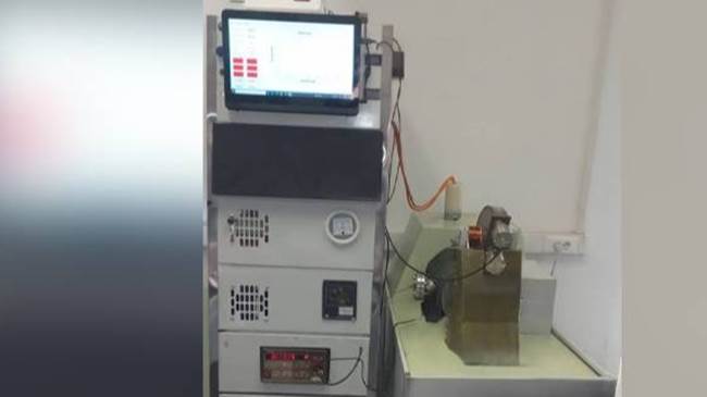 تم بناء أول نموذج أولي لجهاز مطيافية انبعاث الإلكترونات والفوتونات بالأشعة السينية (XPS) في البلاد. 1 IMG 20260219 084723 crop 1